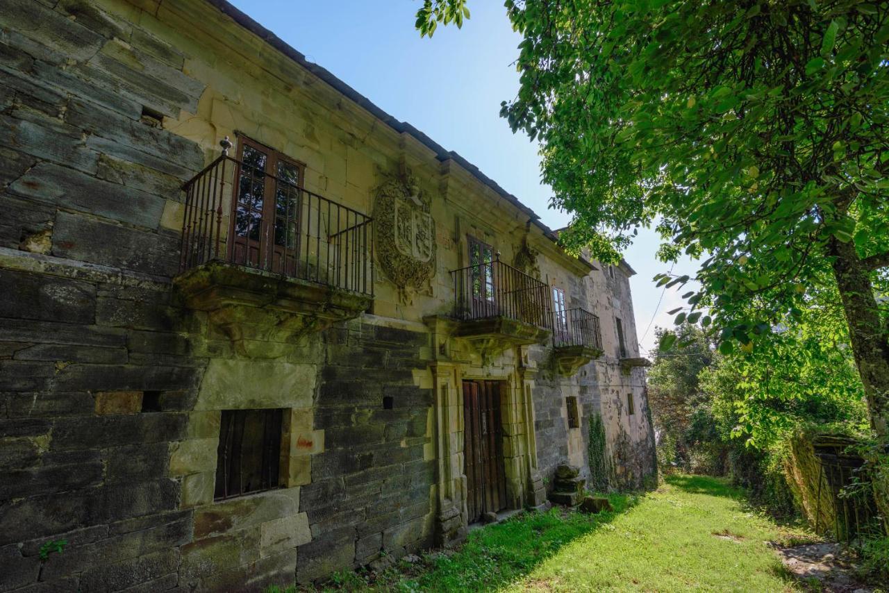 Apartamentos Rurales Casa Riveras Санта-Еулалія-де-Оскос Екстер'єр фото